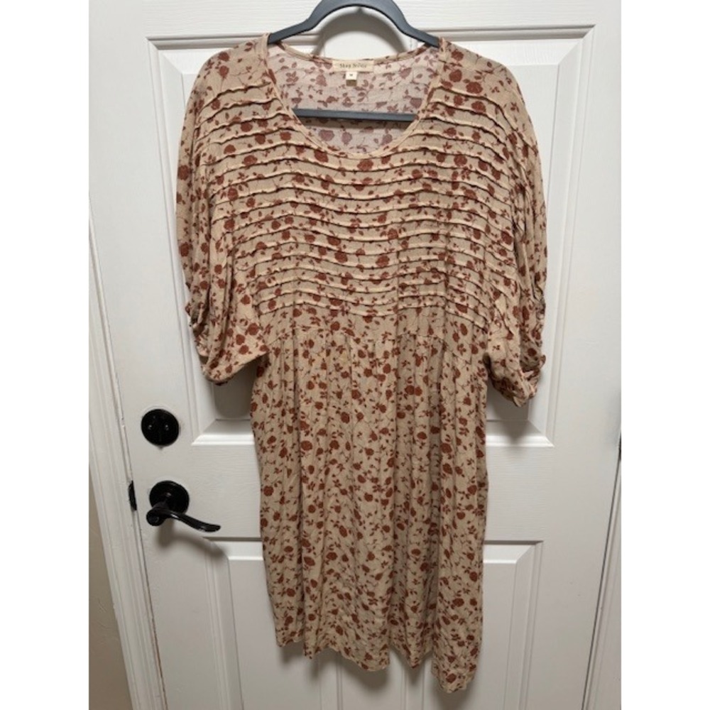 Shop Stevie bat wing short sleeve tunic crew neck midi dress Size M